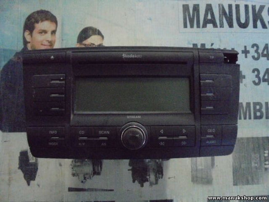 Radio Skoda 1Z0035161A VP4SBF18C815AF 1Z0 035 161 A VP4SBF 18C815 AF 1ZO035161