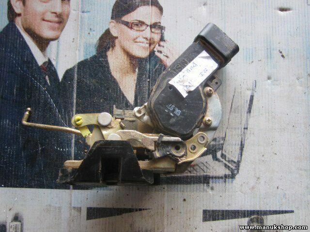 Cerradura puerta trasera izquierda Suzuki Grand Vitara  8230265D10 82302-65D10