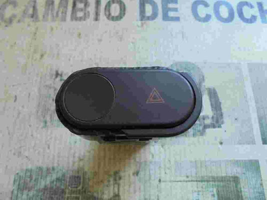 Interruptor de emergencia warning Daewoo Espero 96083257 96 083 257 SPLD215N-4D