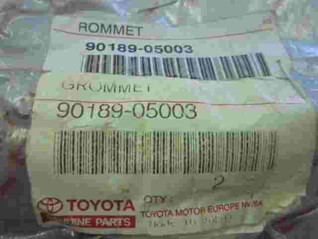Grommet  Toyota CT 200H Camry Lexus GS350 9018905003 90189-05003
