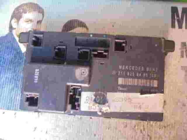 Unidad de control de la puerta Mercedes E  W211 2118208485 Q1 TEMIC 0000 6802