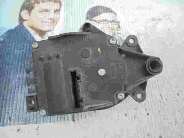 Riscaldamento attuatore VW Audi A3 Golf 4 Bora Passat 1J1907511A Valeo 6NN007...