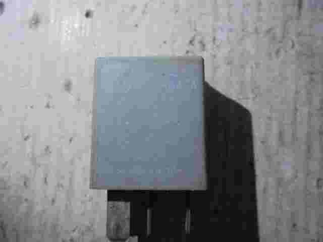 Relè Renault Espace 29201044 29 201 044 6025111584A 602511 1584 A